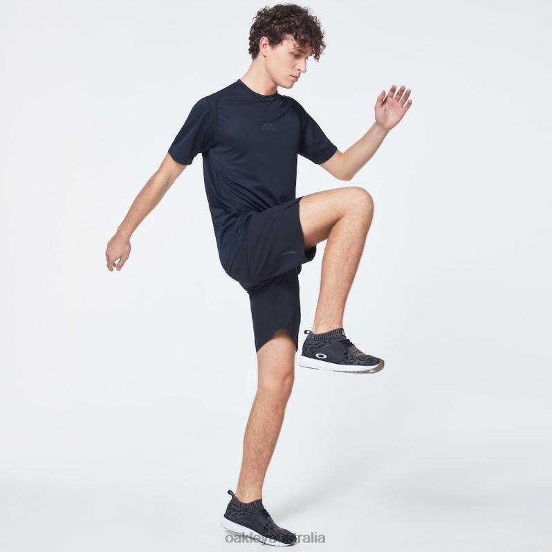 Foundational Training Short Sleeve Tee Blackout Oakley2ZJX2406