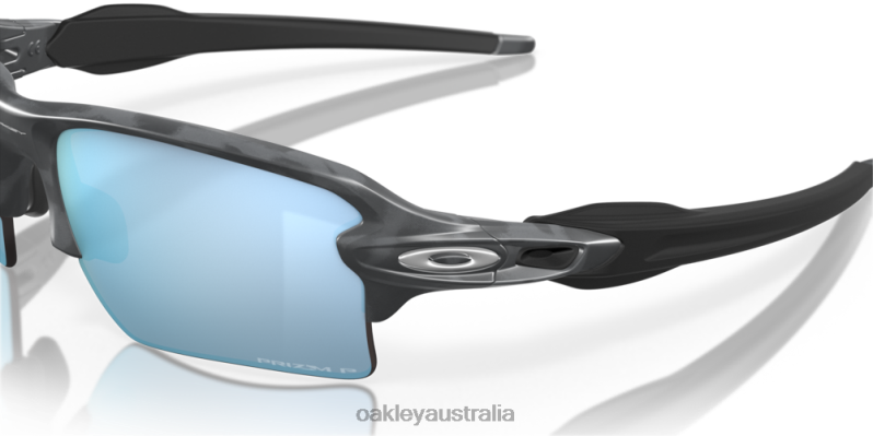 Flak 2.0 XL Prizm Deep Water Polarized Lenses, Matte Black Camo Frame Oakley2ZJX145