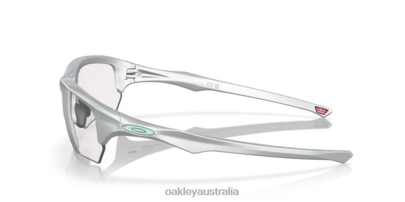Flak Beta (Low Bridge Fit) Clear To Black Iridium Photochromic Lenses, Silver Frame Oakley2ZJX923