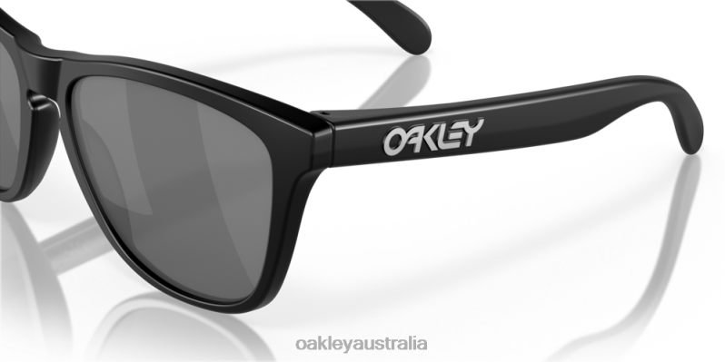 Frogskins (Low Bridge Fit) Prizm Black Polarized Lenses, Matte Black Frame Oakley2ZJX814