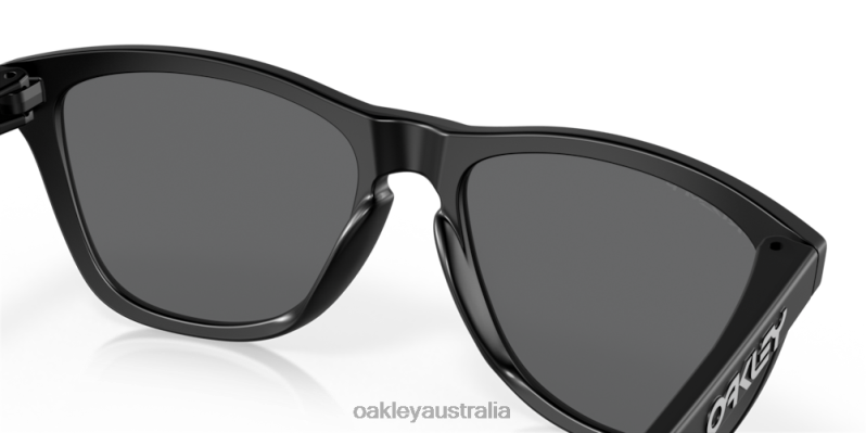 Frogskins (Low Bridge Fit) Prizm Black Polarized Lenses, Matte Black Frame Oakley2ZJX814