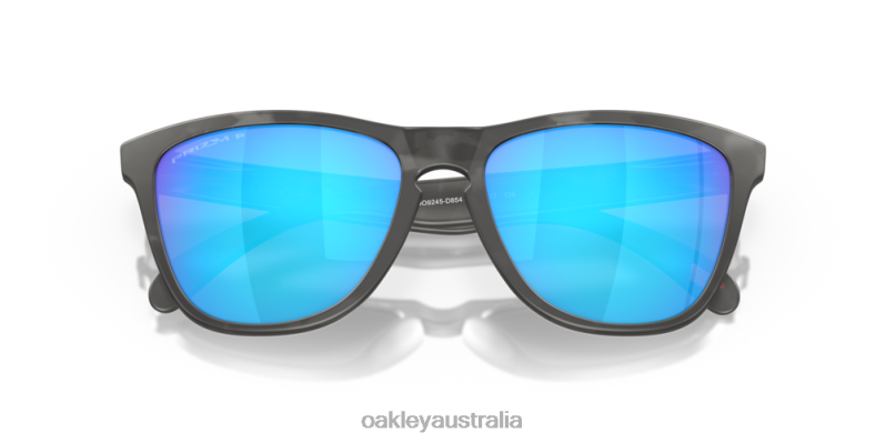 Frogskins (Low Bridge Fit) Prizm Sapphire Polarized Lenses, Matte Black Tortoise Frame Oakley2ZJX821