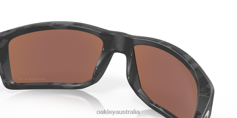 Gibston Prizm Deep Water Polarized Lenses, Matte Black Camo Frame Oakley2ZJX392