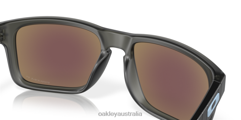 Holbrook Encircle Collection Prizm Sapphire Polarized Lenses, Matte Grey Smoke Frame Oakley2ZJX621