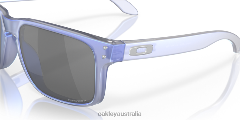 Holbrook (Low Bridge Fit) Discover Collection Prizm Black Lenses, Dark Matte Stonewash Opaline Frame Oakley2ZJX801