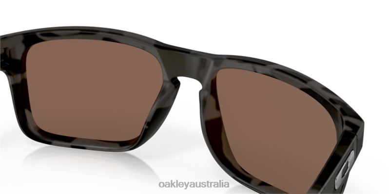 Holbrook MotoGP Collection Prizm 24K Polarized Lenses, Matte Black Tortoise Frame Oakley2ZJX635