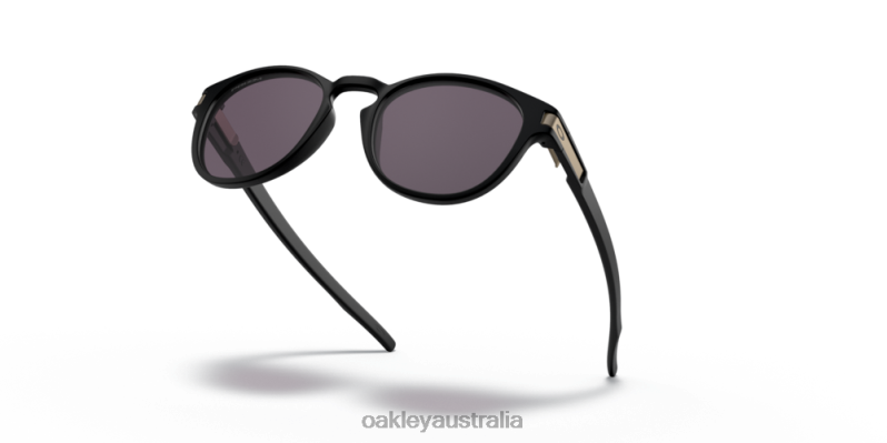 Latch (Low Bridge Fit) Prizm Grey Lenses, Matte Black Frame Oakley2ZJX905