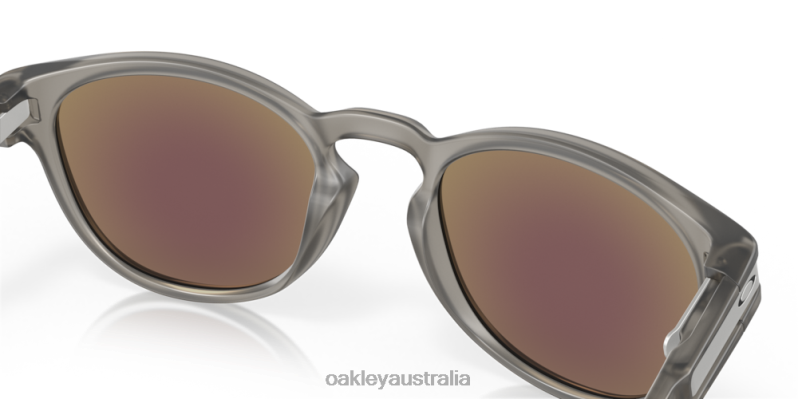 Latch Prizm Sapphire Polarized Lenses, Matte Grey Ink Frame Oakley2ZJX852