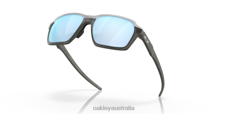 Parlay Prizm Deep Water Polarized Lenses, Matte Grey Smoke Frame Oakley2ZJX521