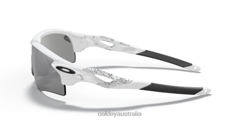 RadarLock Path (Low Bridge Fit) Slate Iridium Lenses, Matte White Frame Oakley2ZJX698