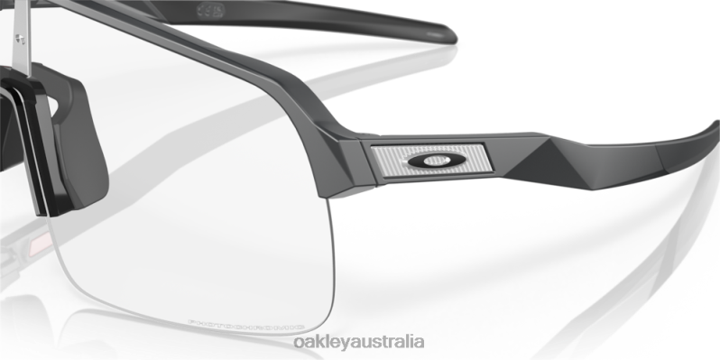 Sutro Lite Clear To Black Iridium Photochromic Lenses, Matte Carbon Frame Oakley2ZJX230