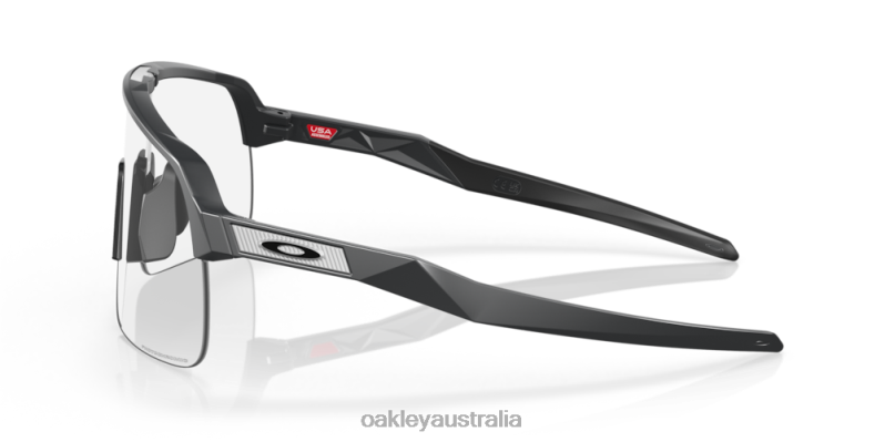 Sutro Lite (Low Bridge Fit) Clear To Black Iridium Photochromic Lenses, Matte Carbon Frame Oakley2ZJX453