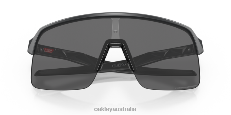 Sutro Lite (Low Bridge Fit) Clear To Black Iridium Photochromic Lenses, Matte Carbon Frame Oakley2ZJX453
