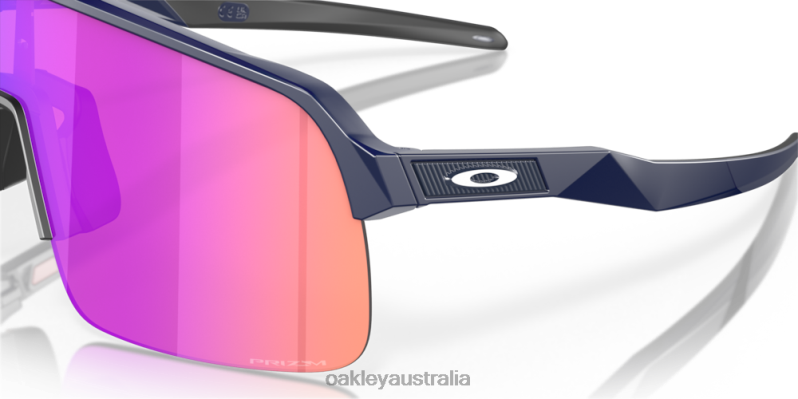 Sutro Lite (Low Bridge Fit) Prizm Trail Lenses, Matte Navy Frame Oakley2ZJX451