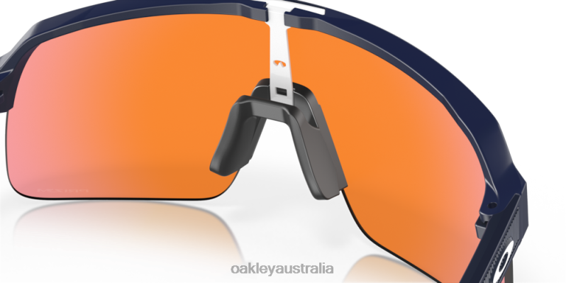 Sutro Lite (Low Bridge Fit) Prizm Trail Lenses, Matte Navy Frame Oakley2ZJX451