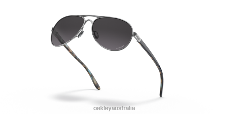 Tie Breaker Prizm Grey Gradient Lenses, Polished Chrome Frame Oakley2ZJX510