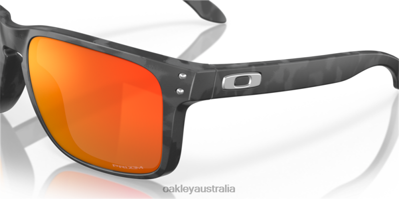 Holbrook XL Prizm Ruby Lenses, Matte Black Camo Frame Oakley2ZJX14