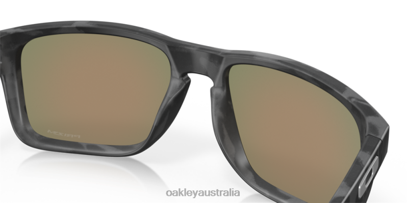 Holbrook XL Prizm Ruby Lenses, Matte Black Camo Frame Oakley2ZJX14