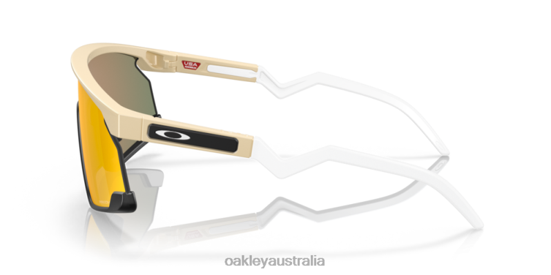 BXTR Prizm Ruby Lenses, Matte Desert Tan Frame Oakley2ZJX104
