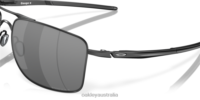 Gauge 8 Prizm Black Polarized Lenses, Matte Black Frame Oakley2ZJX512
