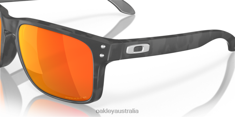 Holbrook (Low Bridge Fit) Prizm Ruby Polarized Lenses, Matte Black Camo Frame Oakley2ZJX796