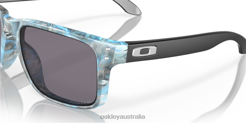 Holbrook (Low Bridge Fit) Sanctuary Collection Prizm Grey Polarized Lenses, Sanctuary Swirl Frame Oakley2ZJX806