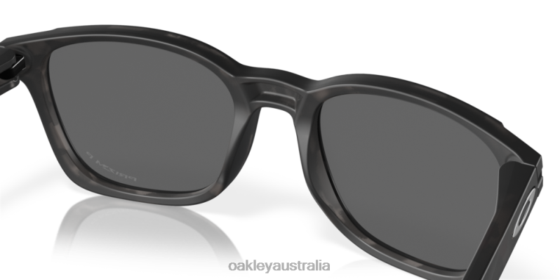 Ojector Prizm Black Polarized Lenses, Matte Black Tortoise Frame Oakley2ZJX580