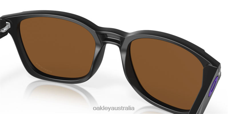 Ojector Prizm Violet Lenses, Matte Black Frame Oakley2ZJX574