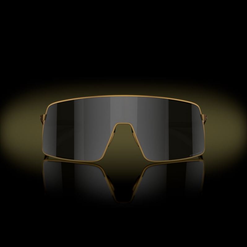 Sutro TI Patrick Mahomes II Collection Prizm Black Lenses, Matte Gold Frame Oakley2ZJX218