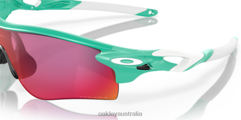 RadarLock Path (Low Bridge Fit) Heritage Colors Collection Prizm Road Lenses, Matte Celeste Frame Oakley2ZJX722