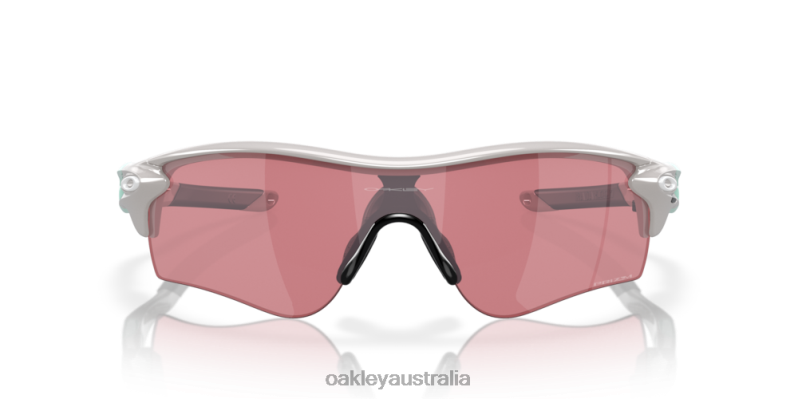 RadarLock Path (Low Bridge Fit) Prizm Dark Golf Lenses, Cool Grey Frame Oakley2ZJX710
