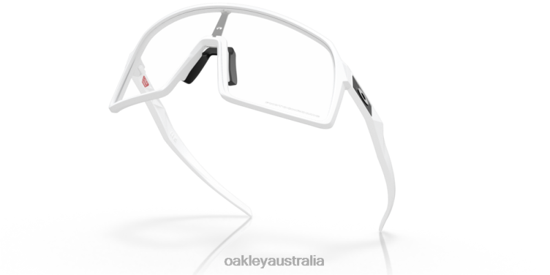 Sutro (Low Bridge Fit) Clear To Black Iridium Photochromic Lenses, Matte White Frame Oakley2ZJX476