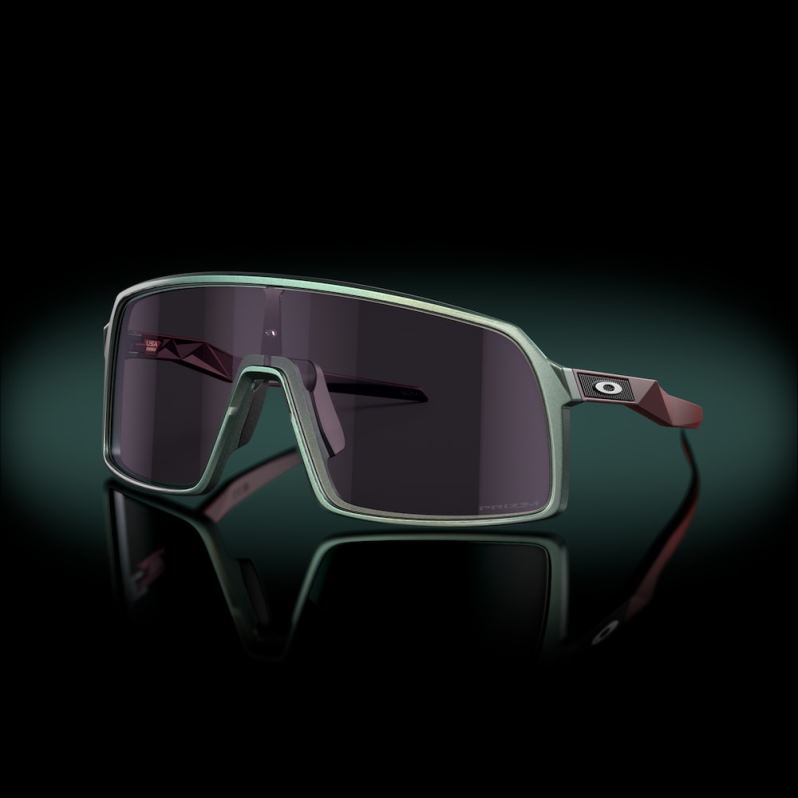 Sutro Verve Collection Prizm Grey Lenses, Verve Matte Silver/Blue Colorshift Frame Oakley2ZJX930 - Click Image to Close